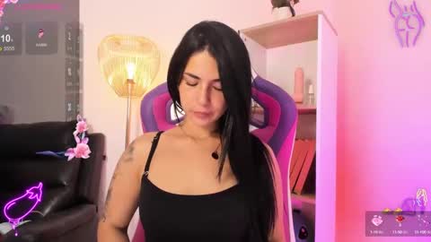 Snapshot of hadid_jimenez chatting on September 29, 2025, 10:58 pm Hadid online show from September 29, 2025, 10:58 pm