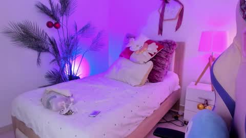 Snapshot of hadid_jimenez chatting on December 17, 2025, 10:38 pm Hadid online show from December 17, 2025, 10:38 pm