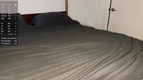 Snapshot of hadley19 chatting on December 13, 2024, 8:58 pm Hadley online show from December 13, 2024, 8:58 pm