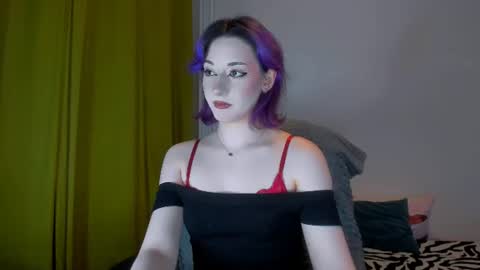 Snapshot of hadley_mills chatting on June 10, 2026, 7:35 pm hadley online show from June 10, 2026, 7:35 pm