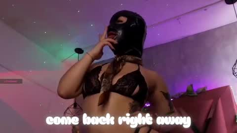 Haely online show from October 26, 2025, 11:05 am