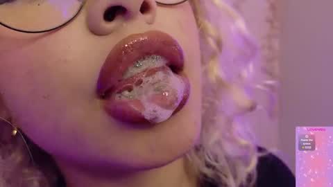 Haely online show from April 1, 2026, 12:22 am