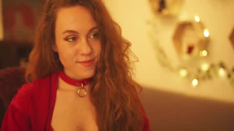 hahayessihaveone online show from December 14, 2024, 7:36 pm