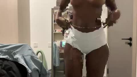 hailey_26 online show from January 12, 2026, 10:48 pm