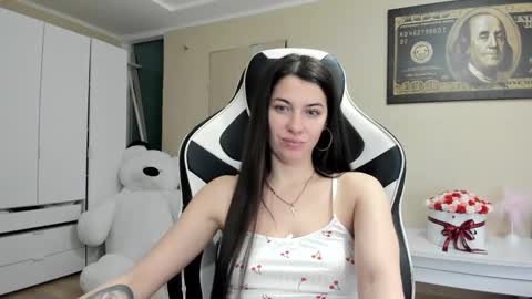 Snapshot of hailey_beauty chatting on December 17, 2024, 8:32 pm Sk pe Anya388109 online show from December 17, 2024, 8:32 pm