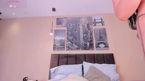 laura online show from September 20, 2025, 12:11 am