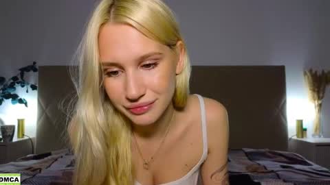 Snapshot of hailey_would chatting on June 1, 2026, 10:11 pm hailey_would online show from June 1, 2026, 10:11 pm