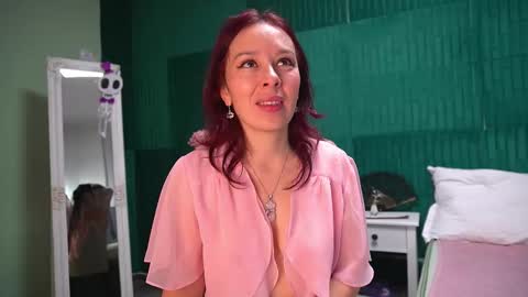 Hailey online show from November 5, 2025, 4:23 am