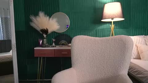 Hailey online show from February 20, 2026, 6:26 am