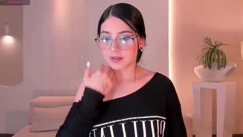 Hailey online show from January 5, 2026, 5:27 pm