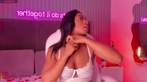Snapshot of haily_b chatting on February 14, 2025, 10:38 am Haily online show from February 14, 2025, 10:38 am