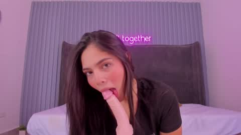 Snapshot of haily_b chatting on March 11, 2025, 8:31 pm Haily online show from March 11, 2025, 8:31 pm