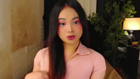 Snapshot of hailywilson chatting on November 19, 2025, 1:38 am haily online show from November 19, 2025, 1:38 am