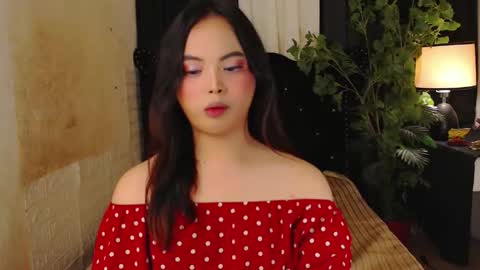 Snapshot of hailywilson chatting on November 20, 2025, 2:12 am haily online show from November 20, 2025, 2:12 am