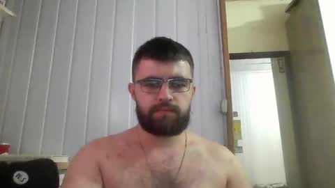 Snapshot of hairy_man_69_ chatting on January 11, 2025, 12:55 am horny online show from January 11, 2025, 12:55 am