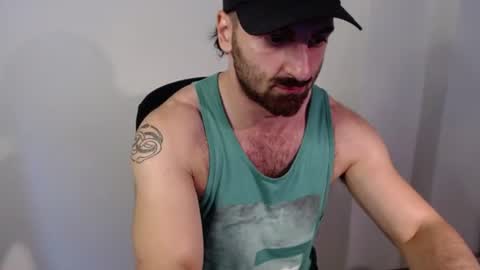 Snapshot of hairy_superman chatting on June 19, 2026, 5:45 am hairy_superman online show from June 19, 2026, 5:45 am