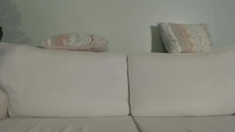 Hairy male online show from December 14, 2025, 7:51 pm