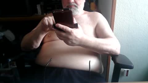 Snapshot of hairyarmpit_lover_1970 chatting on April 23, 2026, 12:29 pm hairyarmpit_lover_1970 online show from April 23, 2026, 12:29 pm