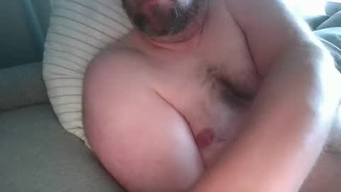 Snapshot of hairybear987 chatting on June 2, 2026, 1:24 pm hairybear987 online show from June 2, 2026, 1:24 pm