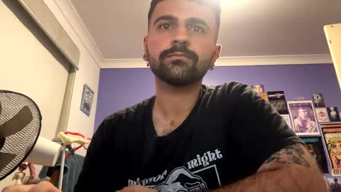 hairyblur online show from December 5, 2024, 1:38 pm