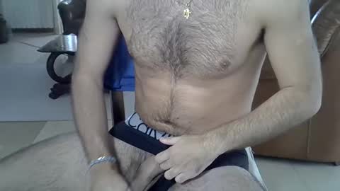 Snapshot of hairydaduncut chatting on September 11, 2025, 12:05 pm hairydaduncut online show from September 11, 2025, 12:05 pm