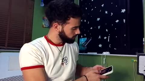 hairyholetop online show from December 10, 2024, 4:02 am