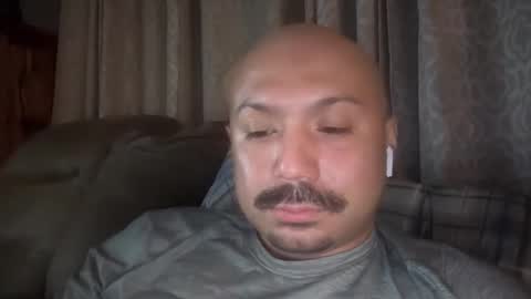 Snapshot of hairyman30000 chatting on March 10, 2025, 2:39 am hairyman30000 online show from March 10, 2025, 2:39 am