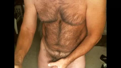 Snapshot of hairypecsguy chatting on November 14, 2025, 8:35 am Hairy pecs online show from November 14, 2025, 8:35 am