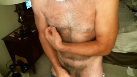 Snapshot of hairypecsguy chatting on April 10, 2026, 11:09 pm Hairy pecs online show from April 10, 2026, 11:09 pm