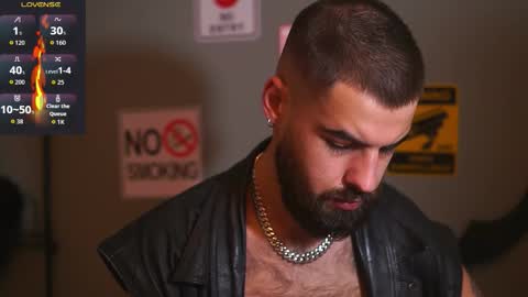 HairyRobXxX online show from December 5, 2025, 4:47 pm