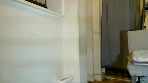 hakfin666 online show from April 16, 2026, 4:02 am