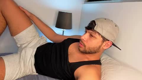 Snapshot of haku_kanjii chatting on October 28, 2025, 11:51 pm Independent model online show from October 28, 2025, 11:51 pm