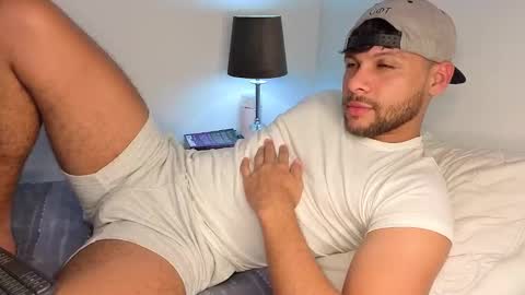 Snapshot of haku_kanjii chatting on November 4, 2025, 11:37 pm Independent model online show from November 4, 2025, 11:37 pm