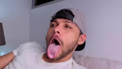 Snapshot of haku_kanjii chatting on November 29, 2025, 11:30 pm Independent model online show from November 29, 2025, 11:30 pm