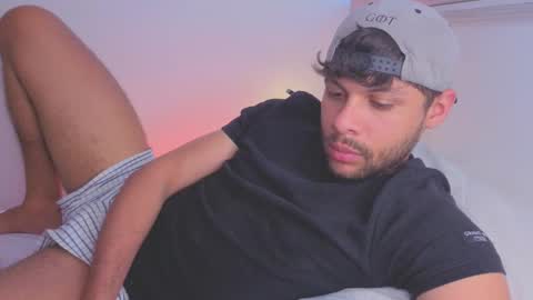 Snapshot of haku_kanjii chatting on December 21, 2025, 7:54 pm Independent model online show from December 21, 2025, 7:54 pm