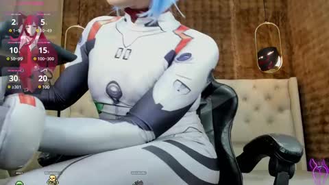 Haku Please help me with your thumbs up its important  online show from February 21, 2025, 11:21 pm