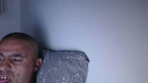 haled_77 online show from November 15, 2025, 7:27 am