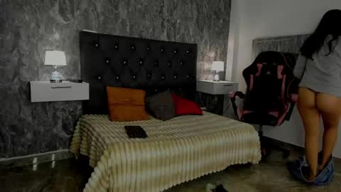 Snapshot of halilalovelace chatting on May 6, 2026, 11:26 am Hali online show from May 6, 2026, 11:26 am