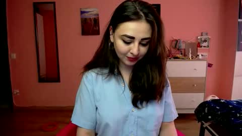 Snapshot of halleyg chatting on May 4, 2026, 12:45 pm Ann online show from May 4, 2026, 12:45 pm