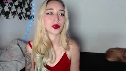 HALLIE online show from September 24, 2025, 9:51 pm