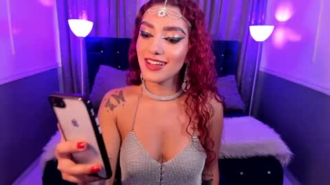 Halls Red online show from January 8, 2025, 9:34 pm