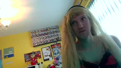 Sissy Sarah-Louise  online show from September 25, 2025, 11:14 am