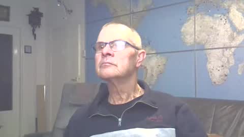 Prefer men 80 online show from March 8, 2025, 8:25 pm