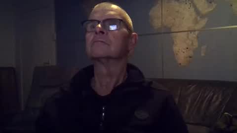 Prefer men 80 online show from December 14, 2025, 3:50 pm