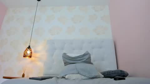 Snapshot of hana_russo chatting on July 6, 2026, 3:03 pm Hana online show from July 6, 2026, 3:03 pm