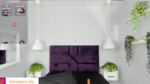 Snapshot of hanaahquinn chatting on October 31, 2025, 11:44 am hanaahquinn online show from October 31, 2025, 11:44 am