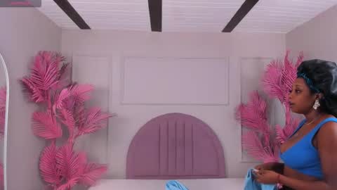 Snapshot of hanaahquinn chatting on November 21, 2025, 11:31 am hanaahquinn online show from November 21, 2025, 11:31 am