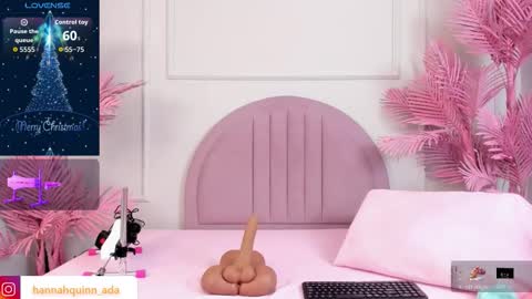 Snapshot of hanaahquinn chatting on December 18, 2025, 11:38 am hanaahquinn online show from December 18, 2025, 11:38 am