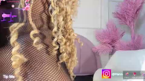 hanaahquinn online show from March 5, 2026, 12:01 pm