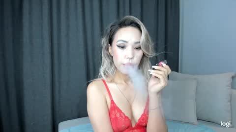 Snapshot of hanah_cho_cho chatting on December 7, 2024, 5:15 am Hanah online show from December 7, 2024, 5:15 am